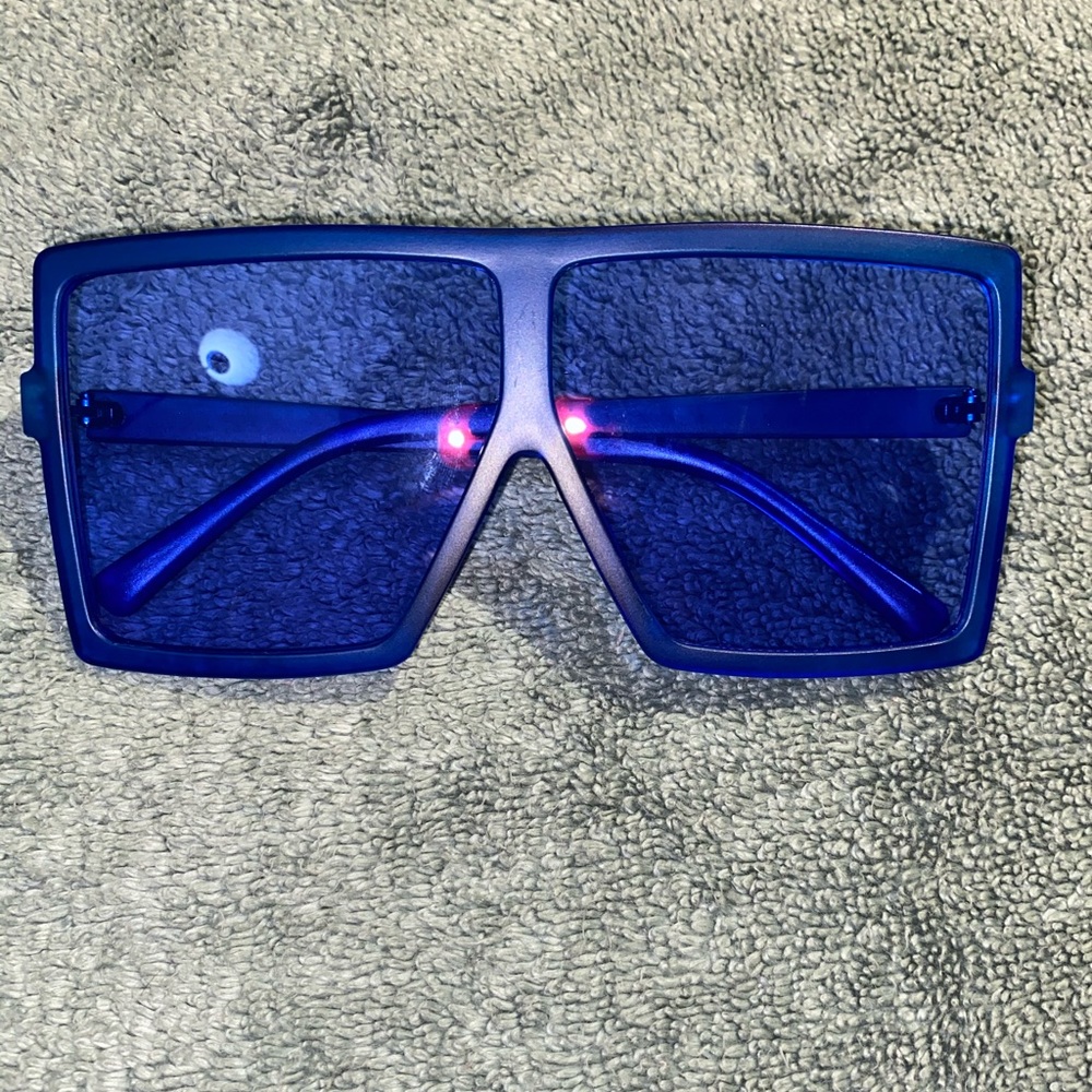 Blue Flat Top Shield